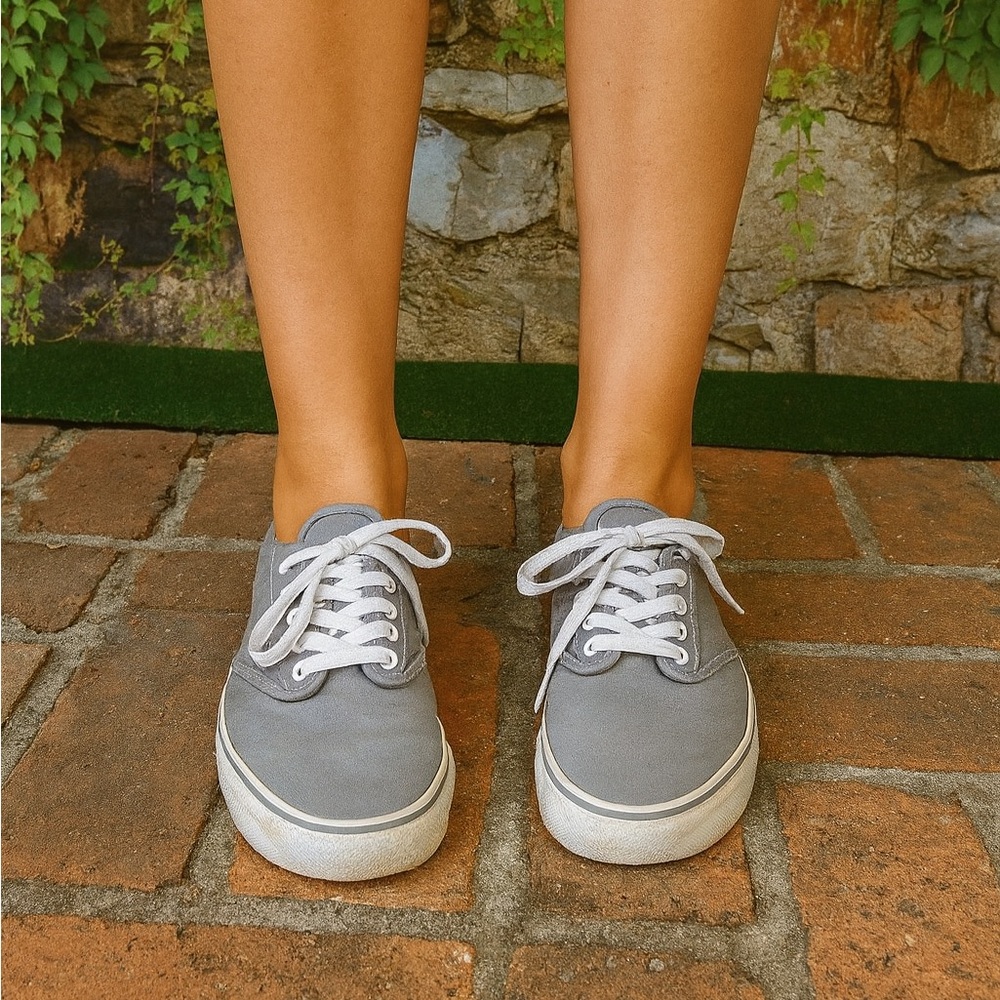 VANS Women's Gray Canvas Lace-Up Sneakers, 10/41